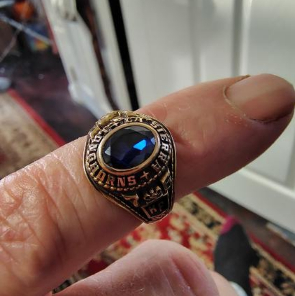 Gold and Blue Men's Class Ring